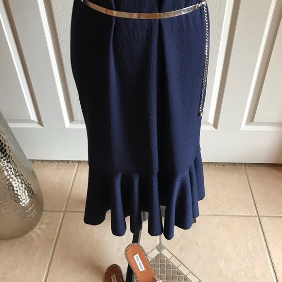 Chic Navy Blue Dress: shoulders can be styled 3 ways! - Picture 5 of 7